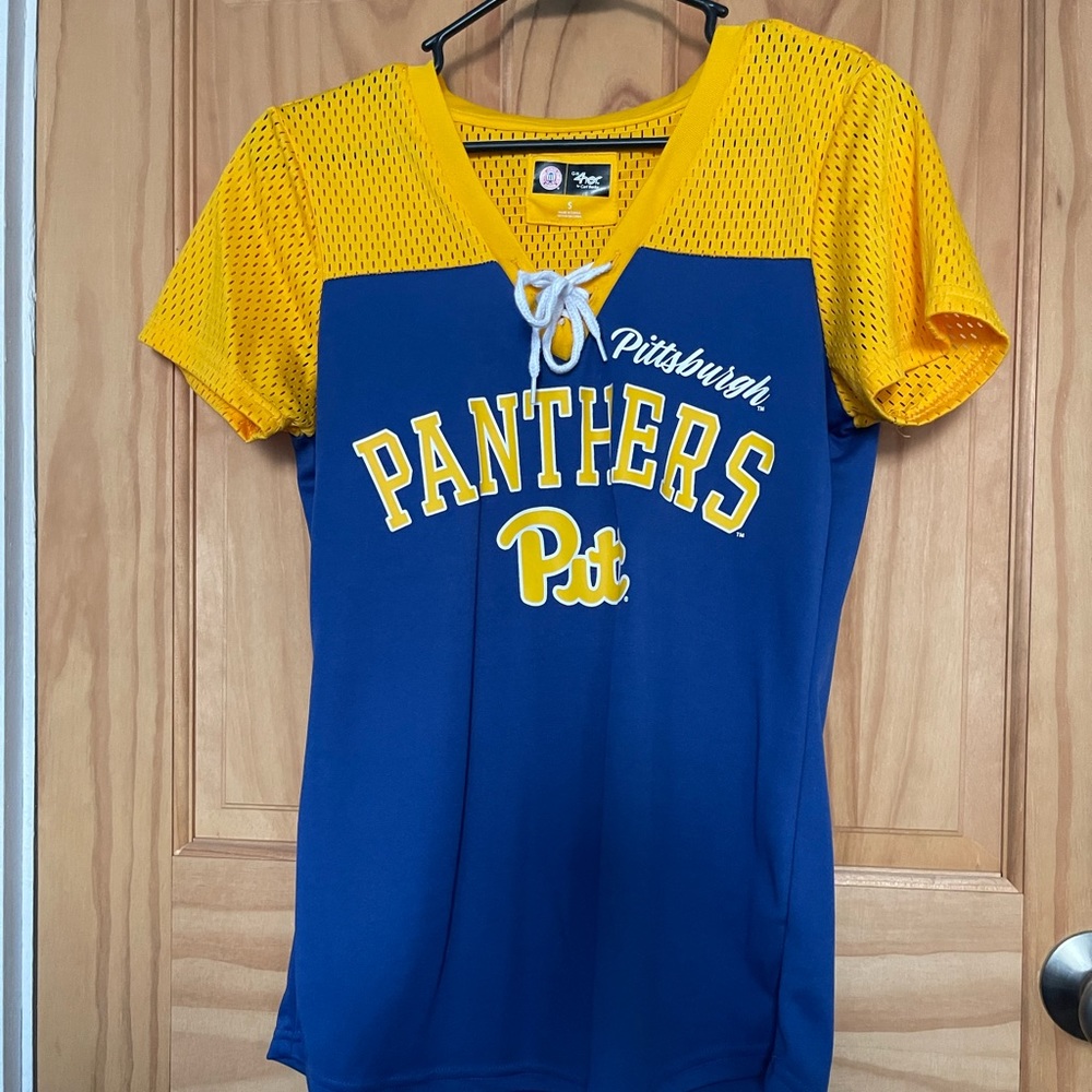 New Without Tags, Women’s Size Small Pittsburgh Panthers (Pitt) Jersey T-Shirt